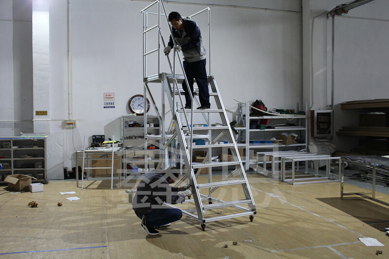 鋁型材工業(yè)平臺 鋁型材工業(yè)平臺