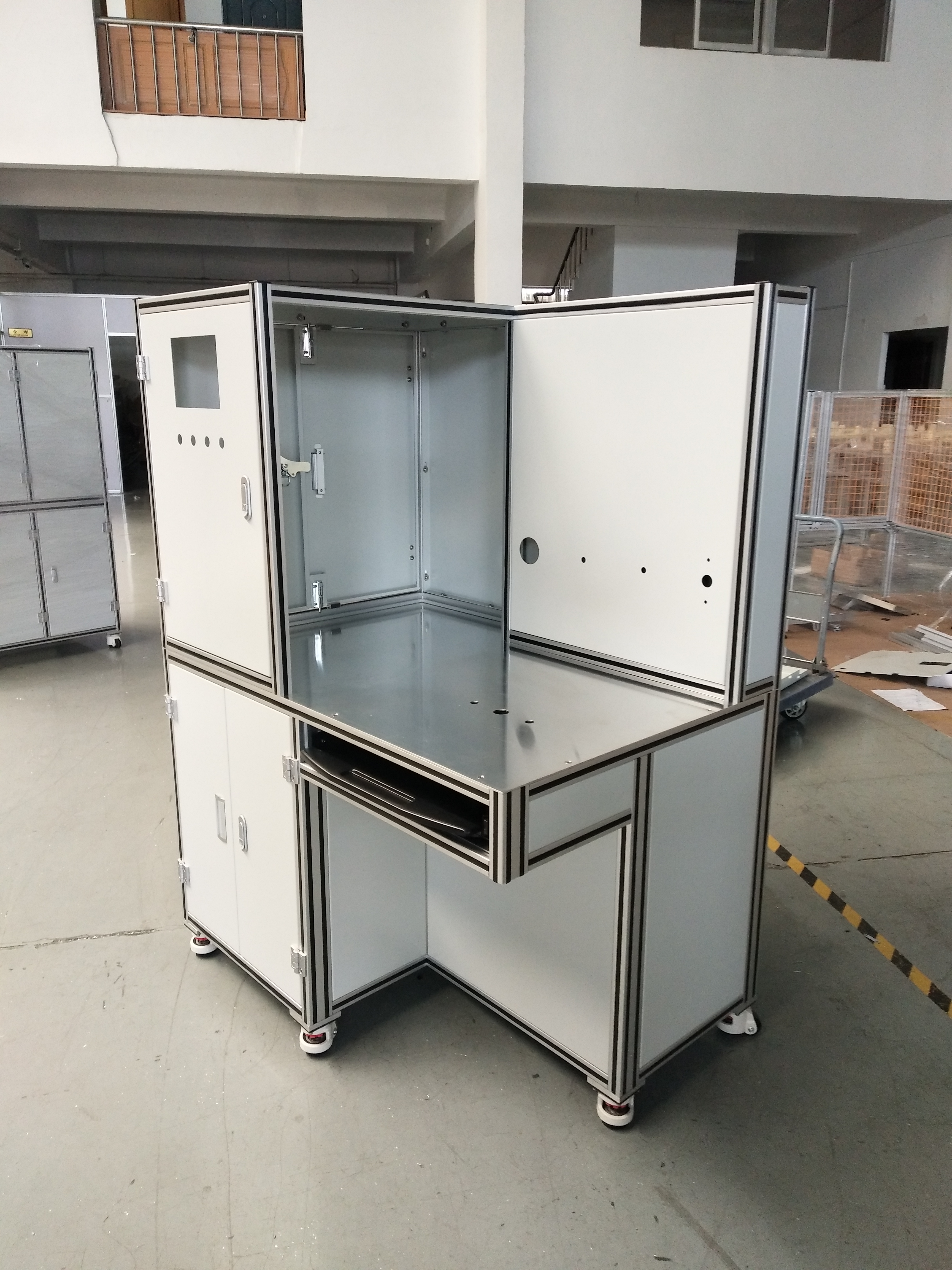 鋁型材機柜